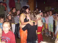 2009-2-015.webp