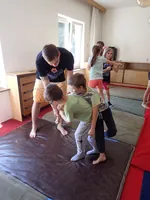2017-2-033.webp